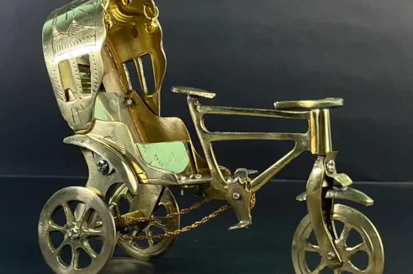Brass Rickshaw showpiece banner