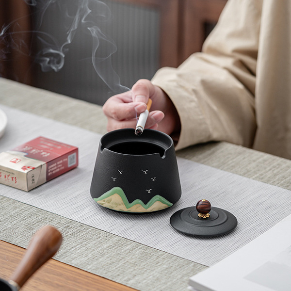Anti-fly Ceramic Ashtray