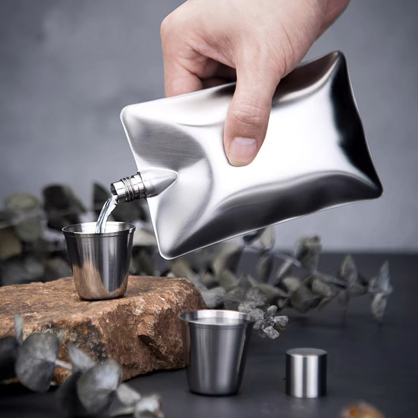Wavy Hip Flask