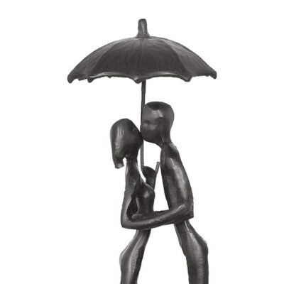 Couple Kissing Sculpture