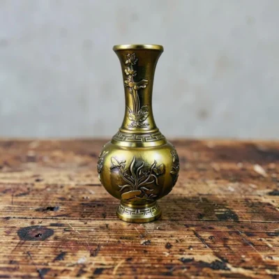 Chrysanthemum Flower Vase